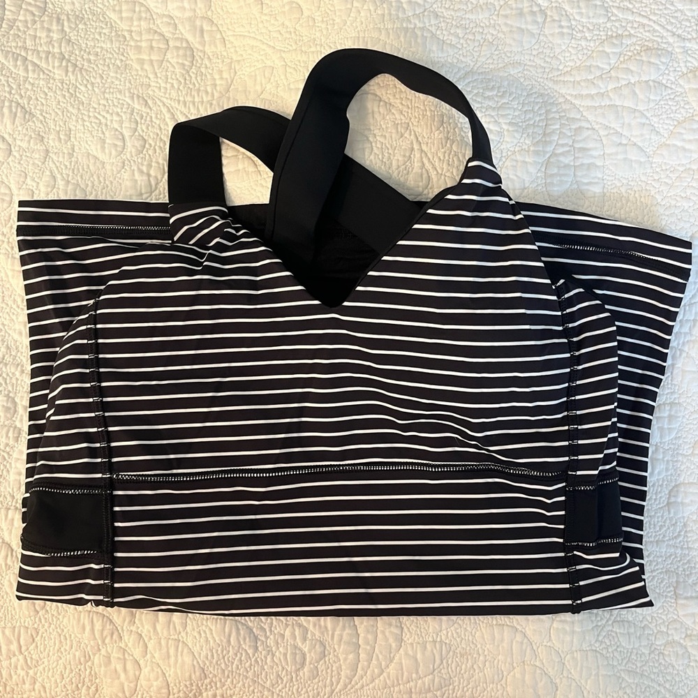 Lululemon tank top - with built in bra.